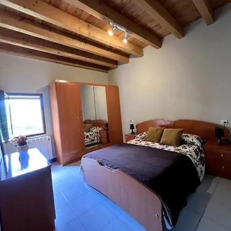 La Vall La Placa Apartment *